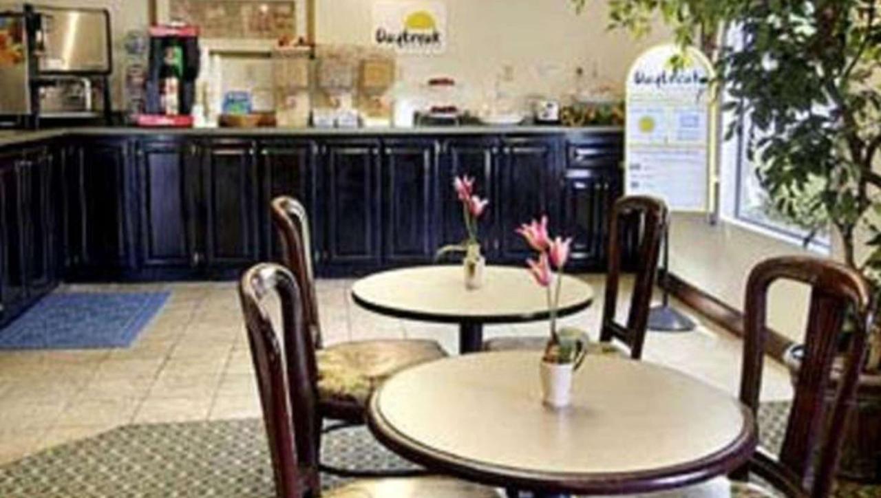 Gray Inn & Suites Eksteriør bilde